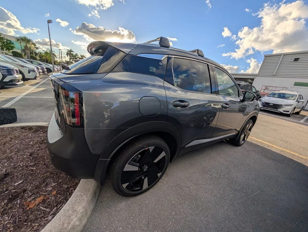 2026 Nissan KICKS SR - Photo 12