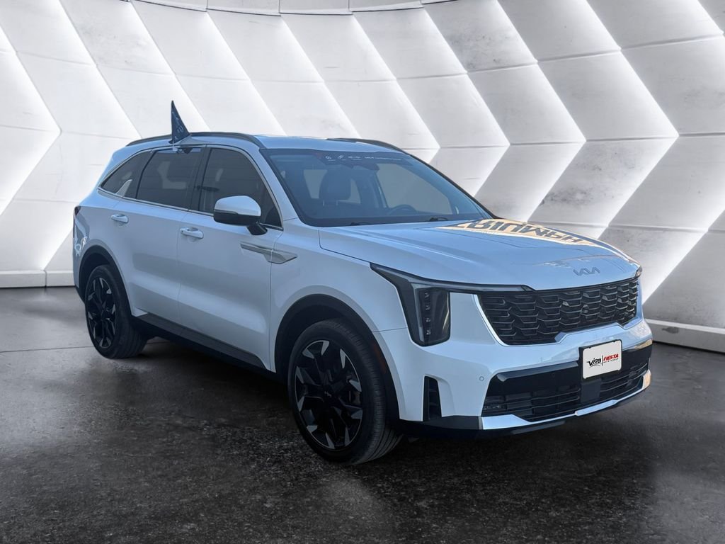Used 2024 White Kia EX image 1