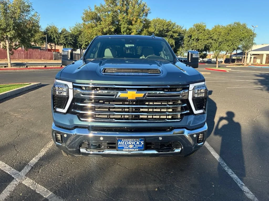 2026 Chevrolet Silverado 2500 HD LTZ - Photo 8