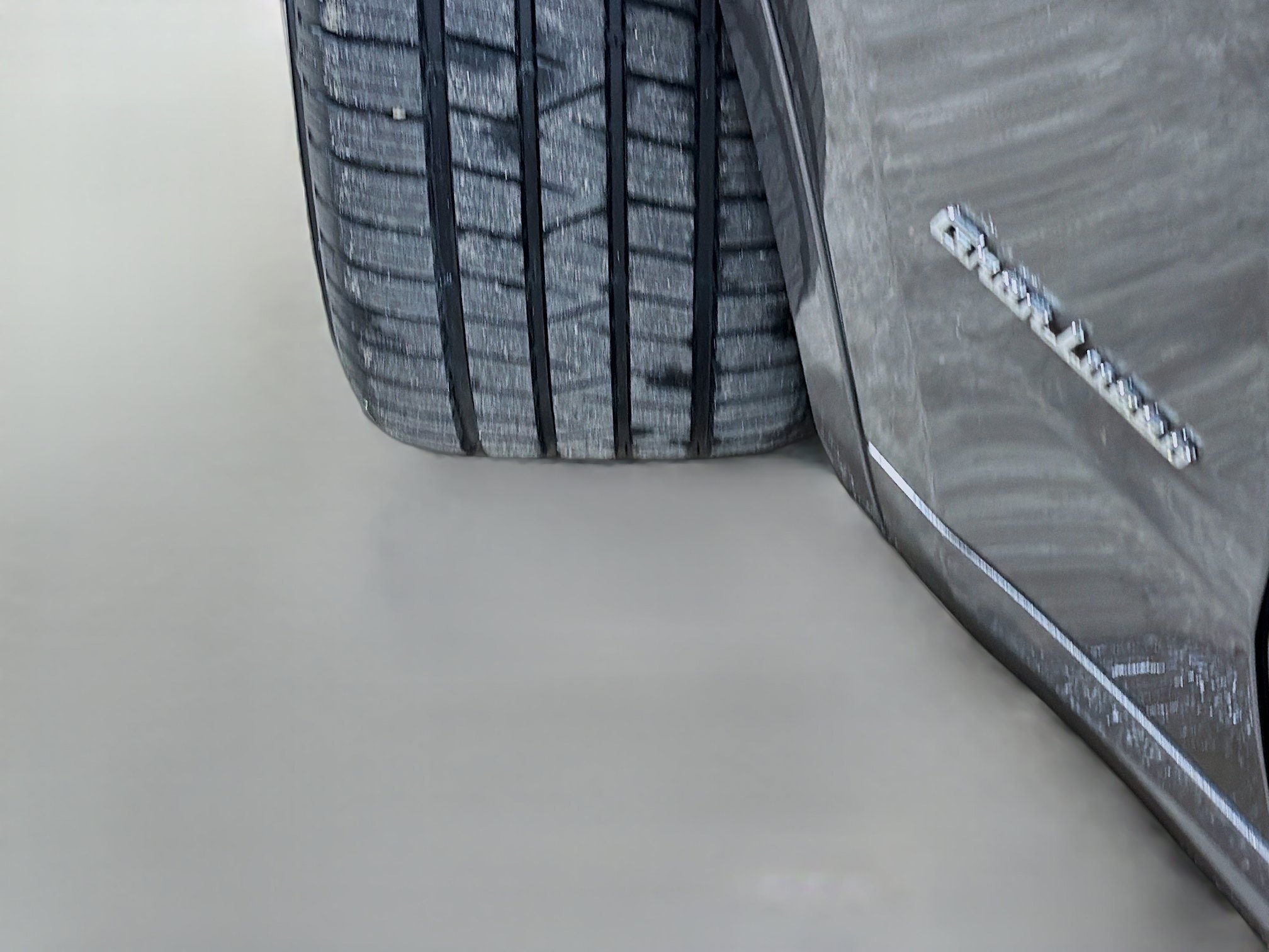 Used 2018 Gray Maserati GranLusso image 42