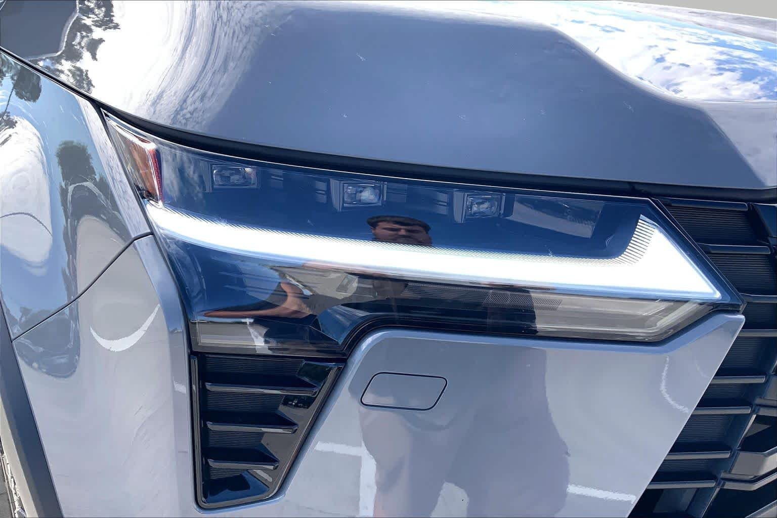 Used 2025 Incognito Lexus Overtrail image 27