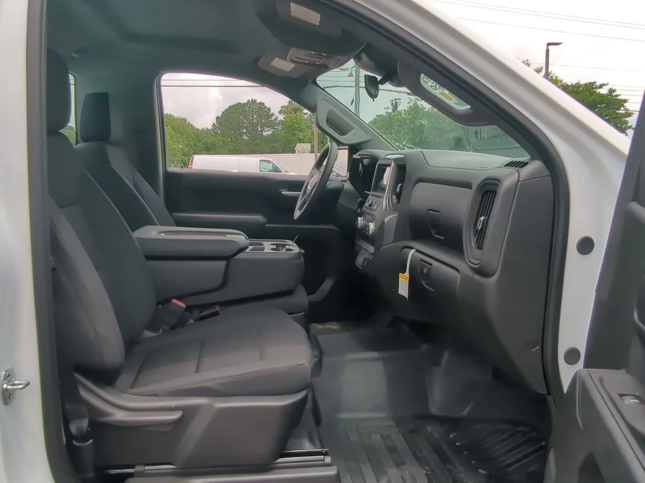 2025 GMC Sierra 1500 Pro - Photo 25