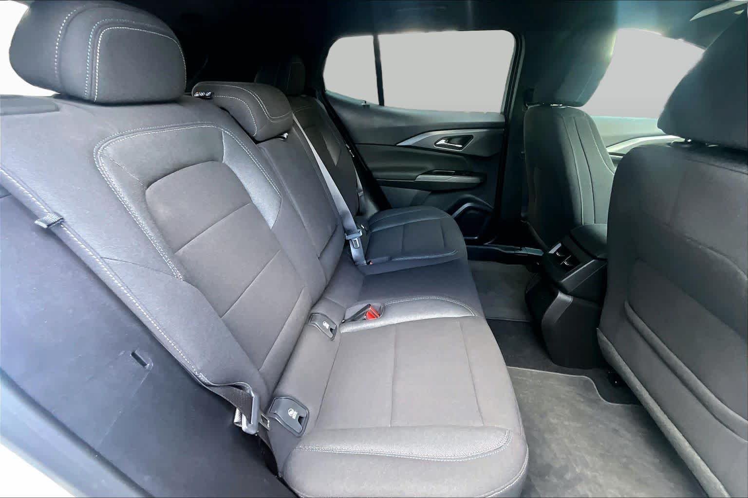 Used 2026 Summit White Chevrolet LT1 w/PCY image 19