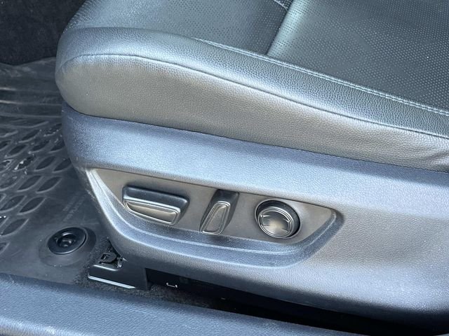 Used 2025  Toyota XSE image 27