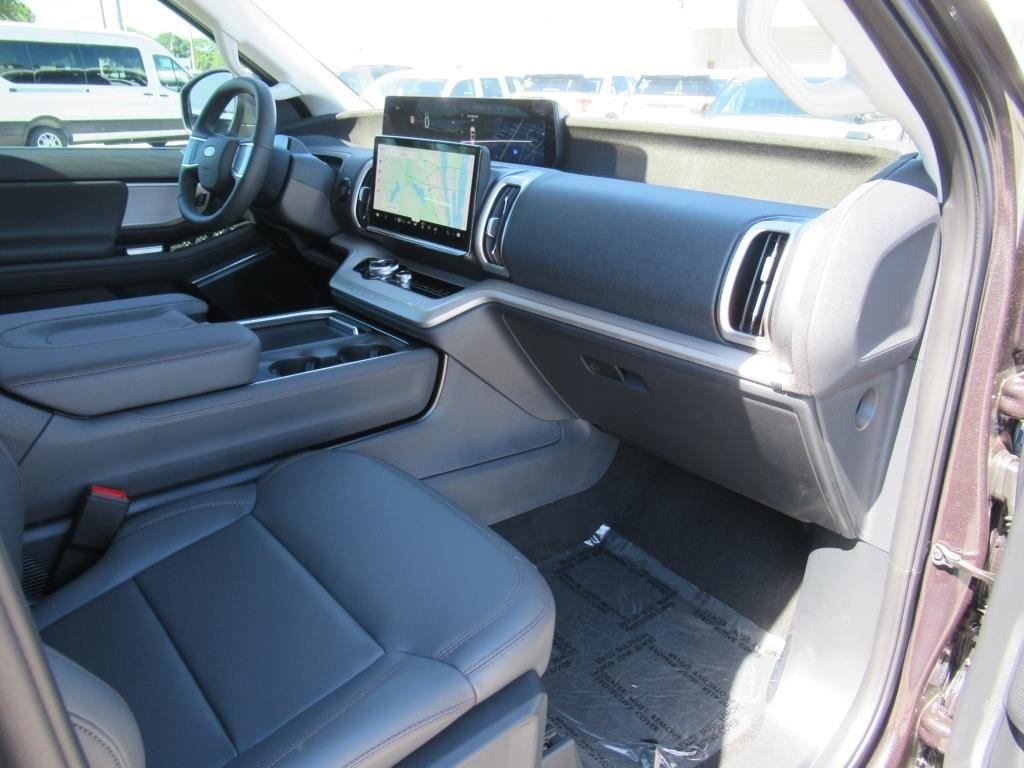 2025 Ford Expedition MAX Active - Photo 10