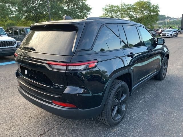 Used 2023 Black Jeep Limited image 6