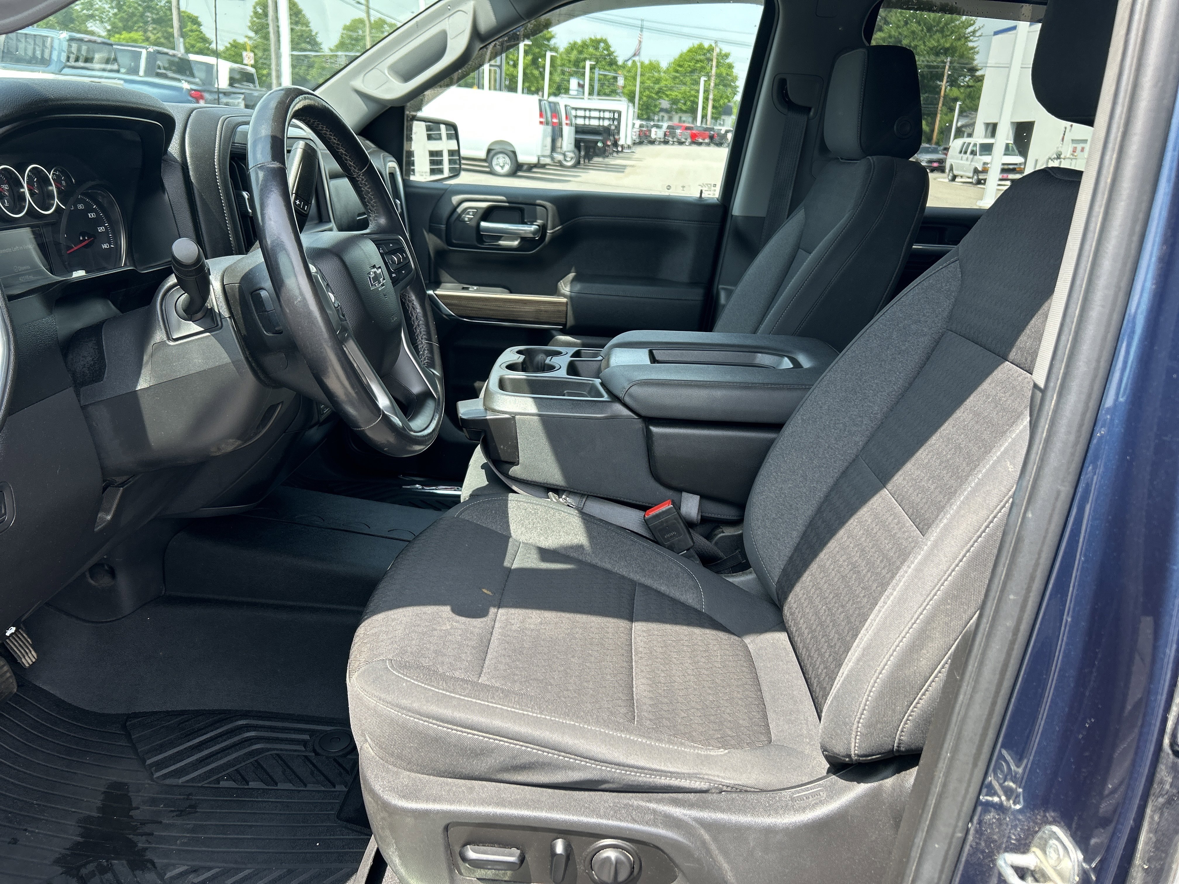 Used 2021 Northsky Blue Metallic Chevrolet RST image 9
