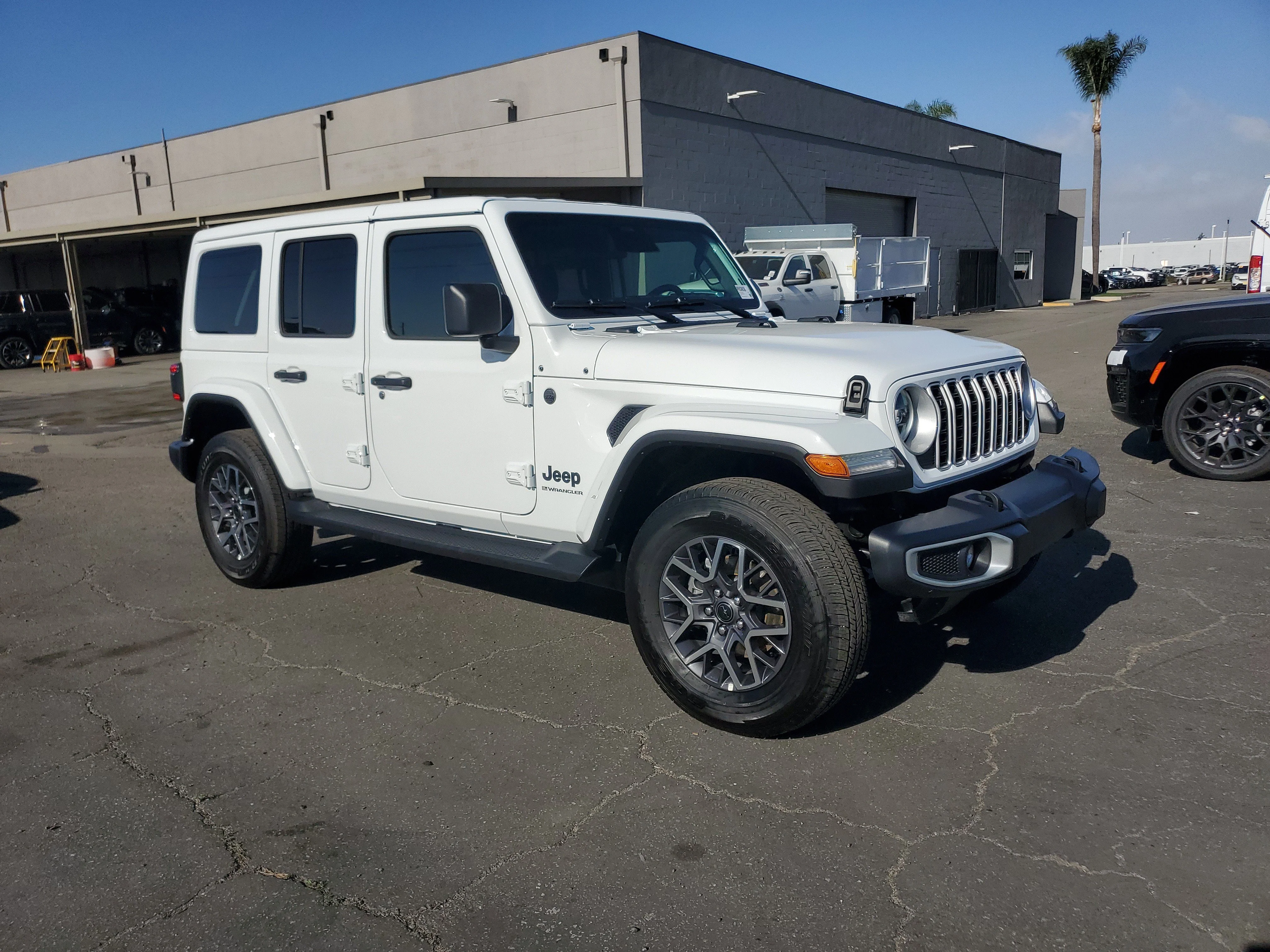 Certified Used 2026 White Jeep Sahara image 28