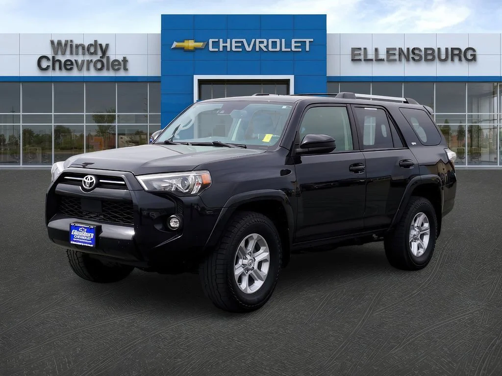 Used 2021 Midnight Black Metallic Toyota SR5 image 3