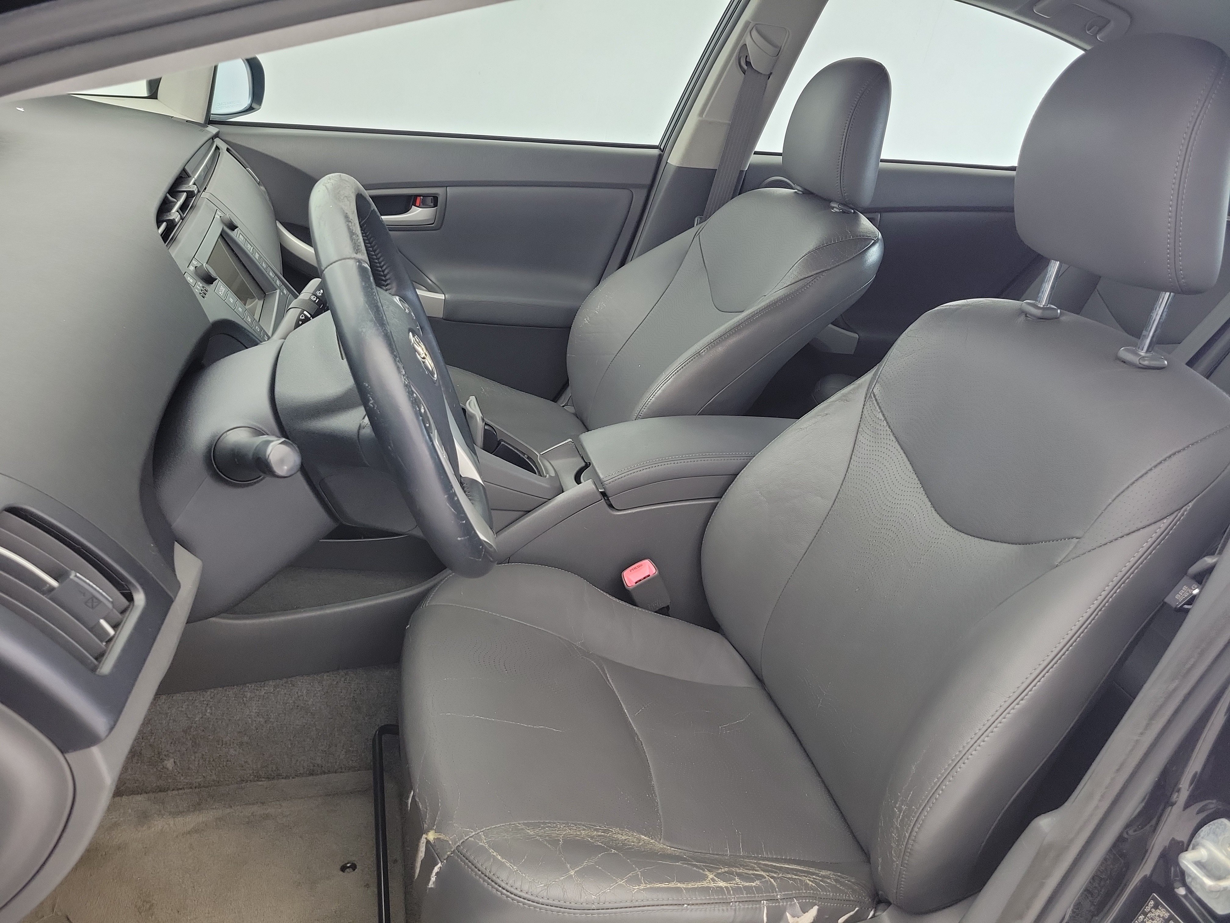 Used 2010 Black Toyota IV image 16