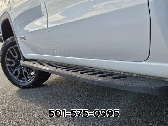 Used 2021 White GMC AT4 image 21
