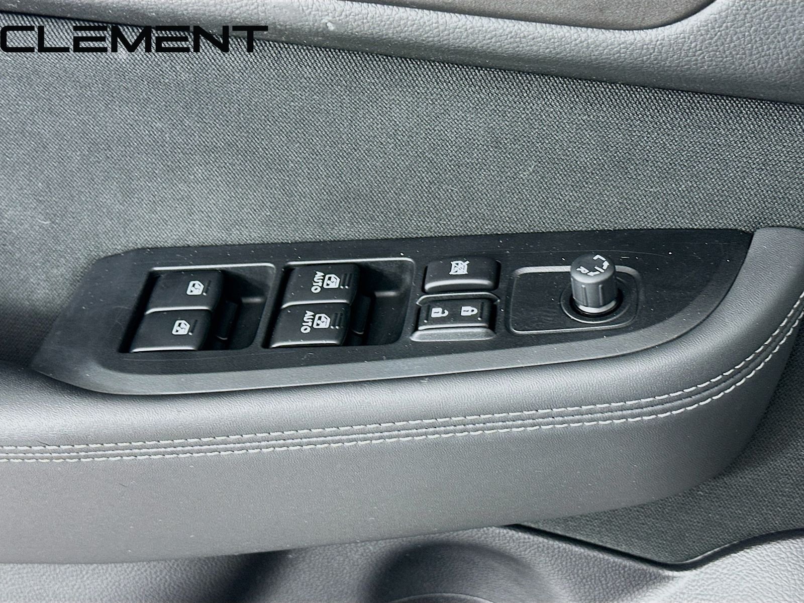 2019 Subaru Outback Premium - Photo 25