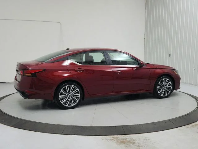 New 2026 Red Nissan 2.5 SV image 7