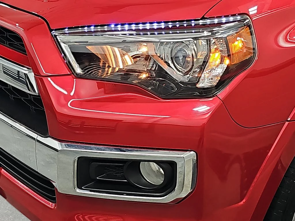 Used 2015 Red Toyota Limited image 33