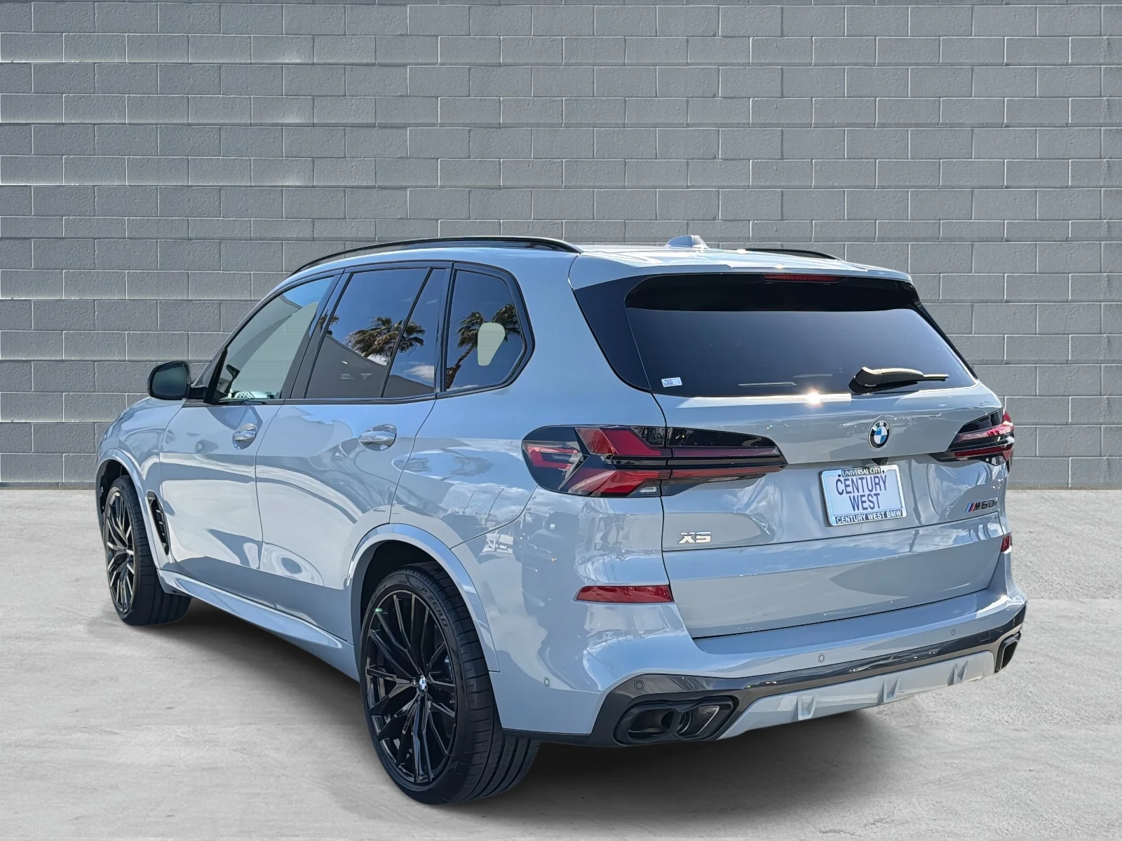 Used 2025 Brooklyn Grey Metallic BMW M60i Sports Activity Vehicle image 3