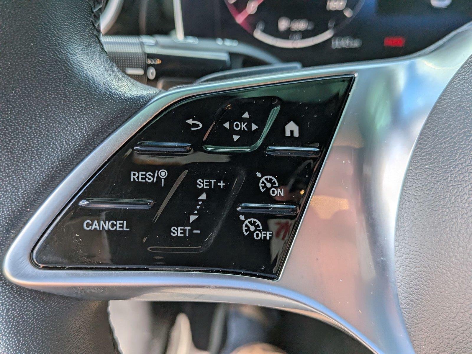 Used 2022 Polar White Mercedes-Benz C 300 image 19