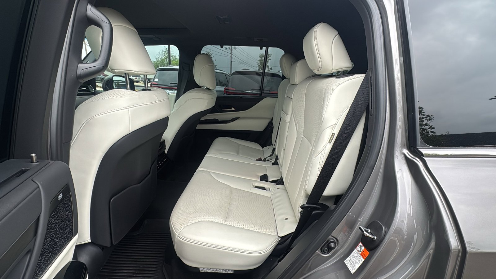 Certified Used 2024 Manganese Luster Lexus LX 600 Luxury image 15
