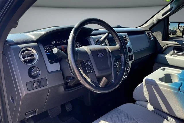 Used 2013 Gray Ford XLT image 16
