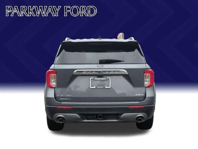 Used 2021 Gray Ford Limited image 4