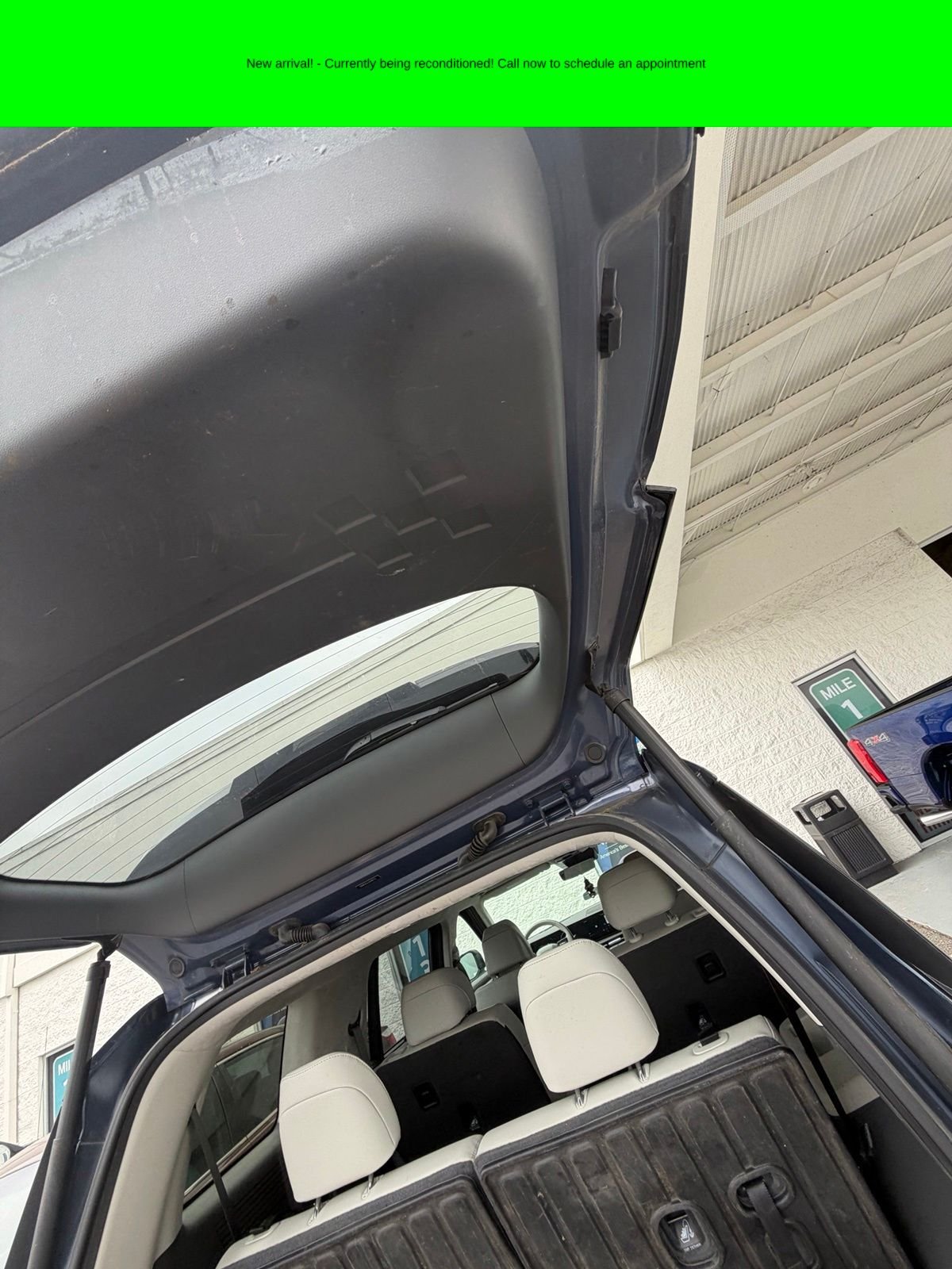 Used 2025 Blue Hyundai Calligraphy image 4