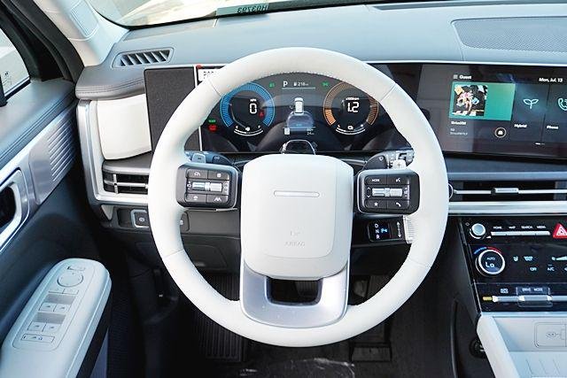 New 2026 Black Hyundai SEL image 24