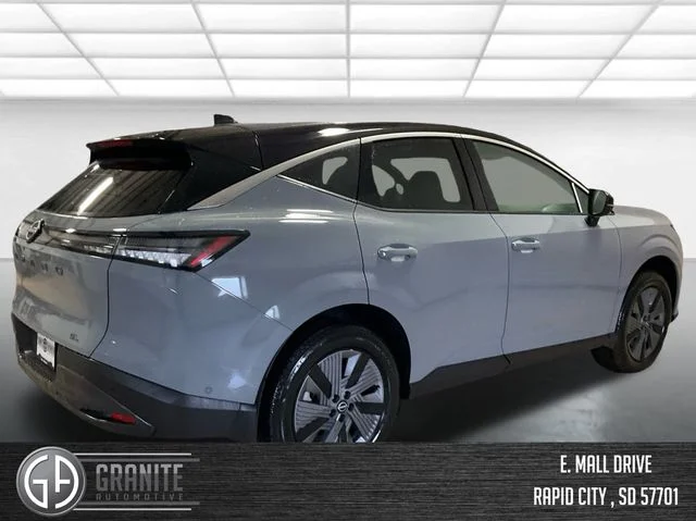 New 2025 Two-tone Boulder Gray Pearl / Super Black Nissan SL image 6