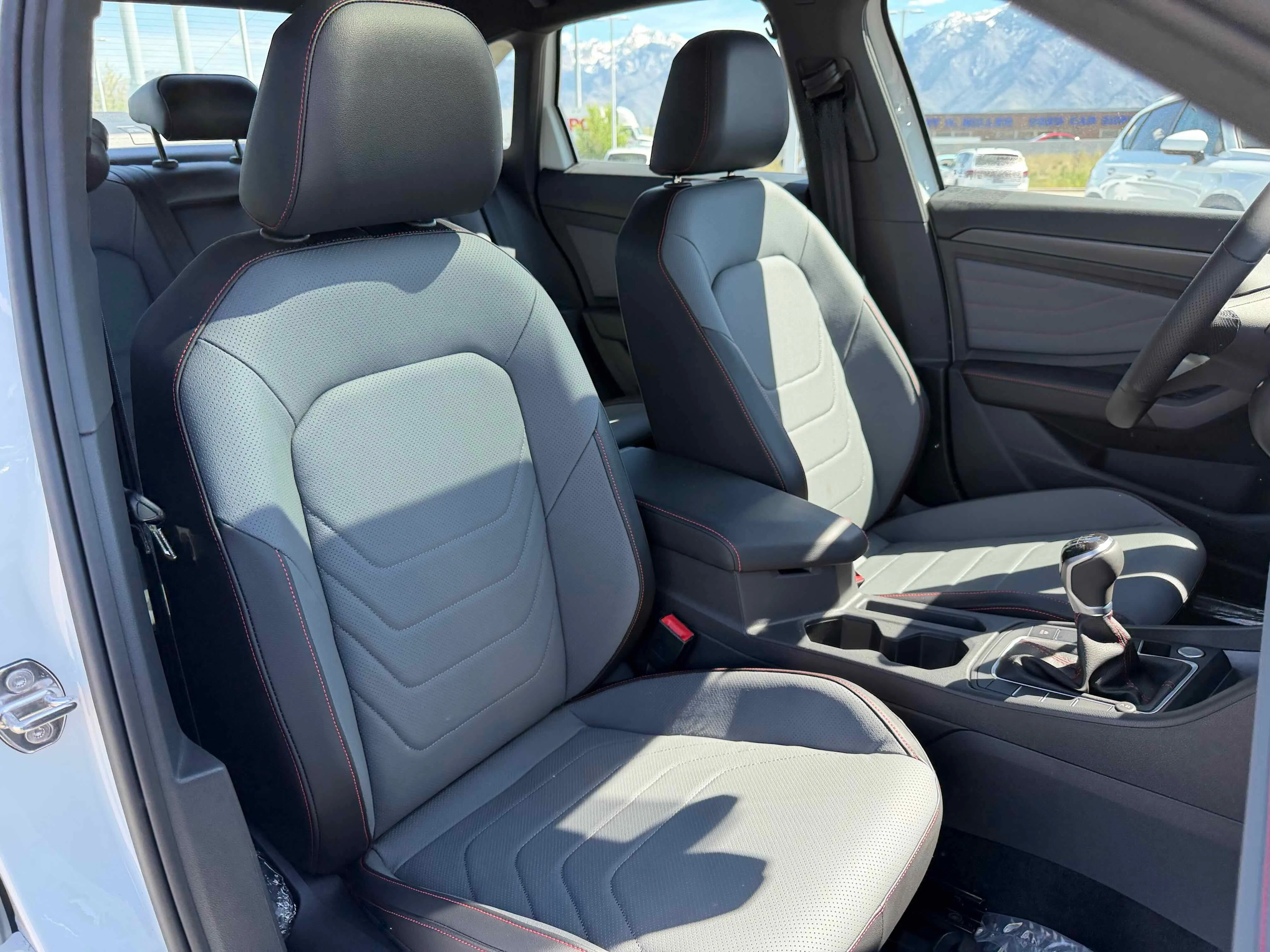 New 2026 White Volkswagen Autobahn image 33