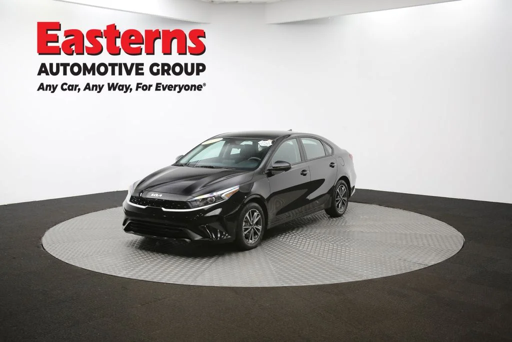 Used 2023 Black Kia LXS image 52
