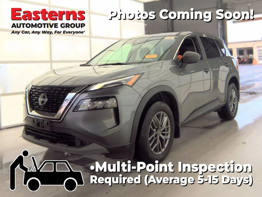 Used 2023 Gray Nissan S image 1