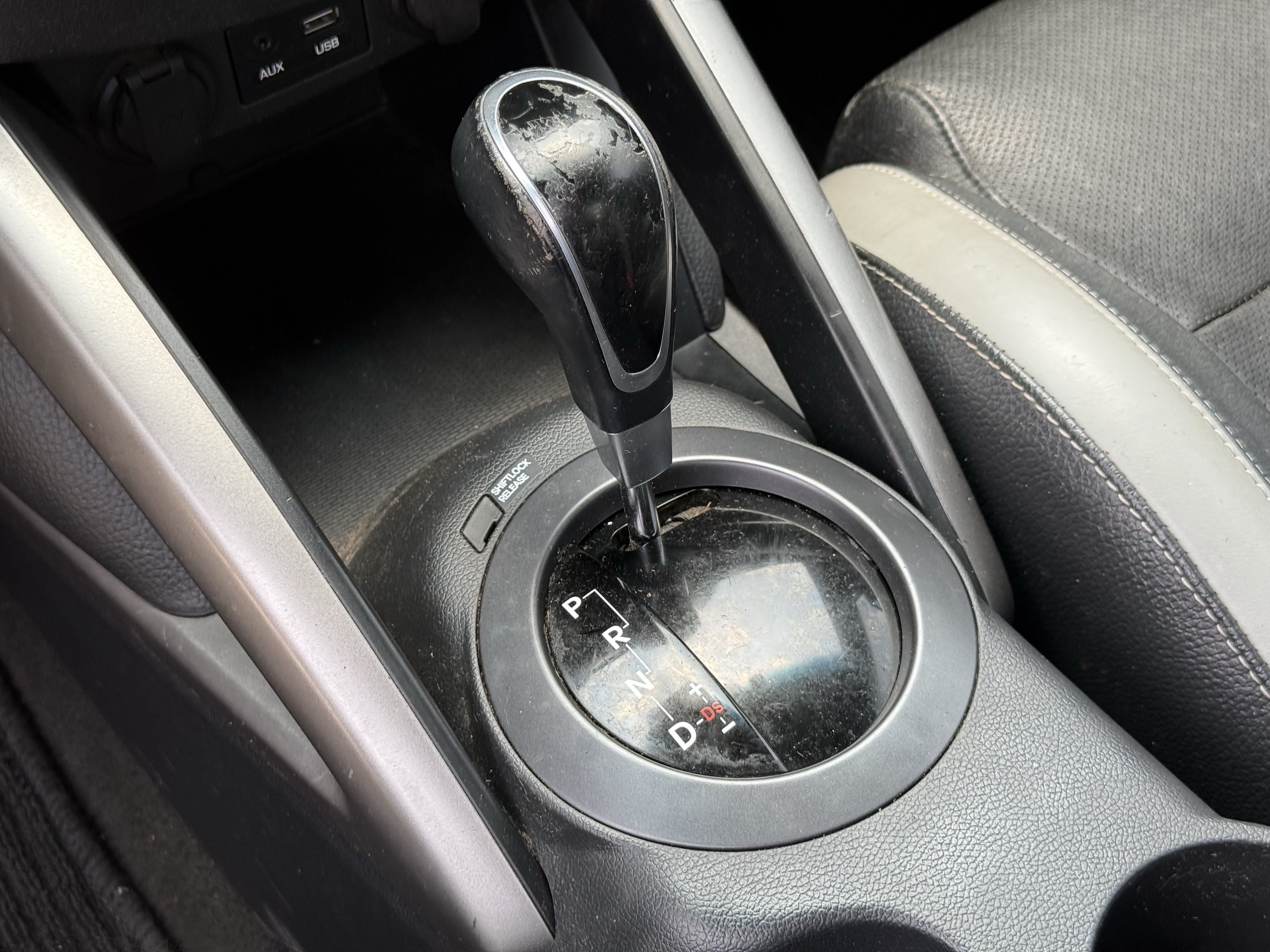 Used 2016 Matte Gray Hyundai Turbo image 24