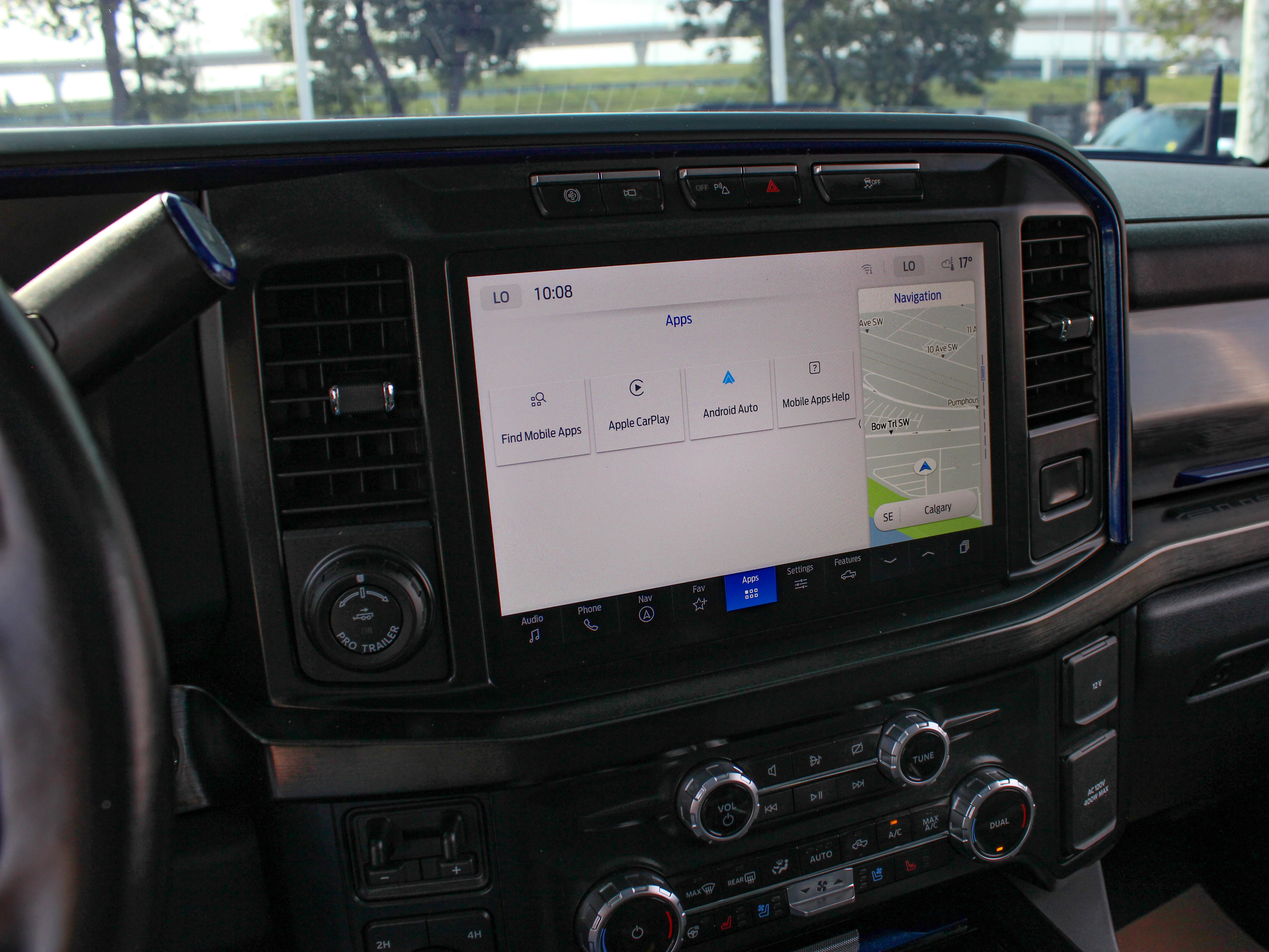 Used 2023 Grey Ford LARIAT image 20