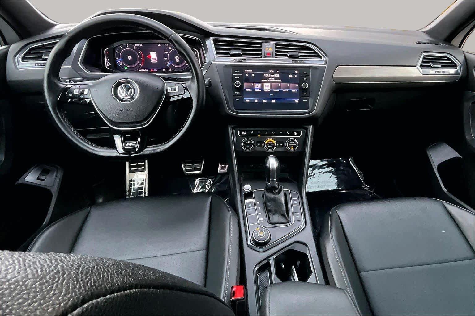 Used 2019 Pure White Volkswagen SEL R-Line Black image 16