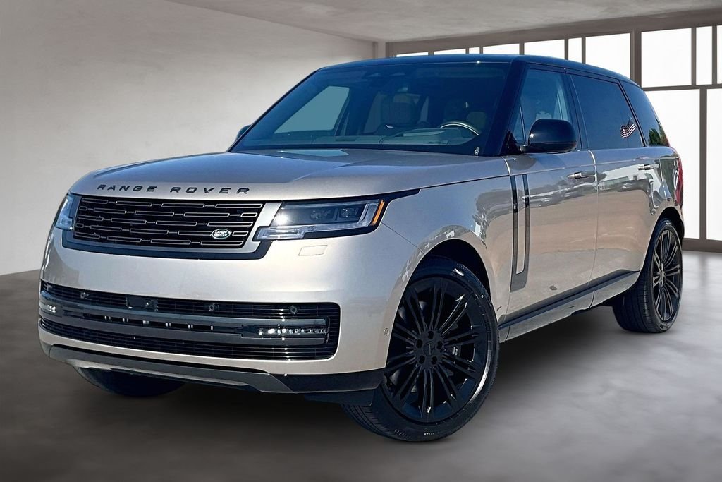 New 2026 Batumi Gold Premium Metallic Land Rover SE image 1