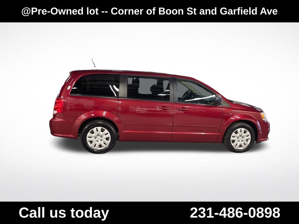 Used 2014 Red Dodge SE image 6