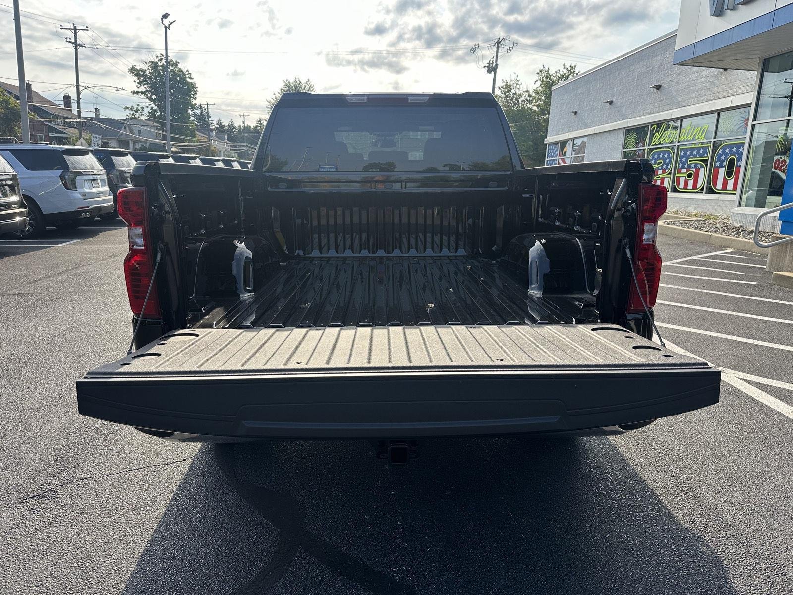 2026 Chevrolet Silverado 1500 LT - Photo 14