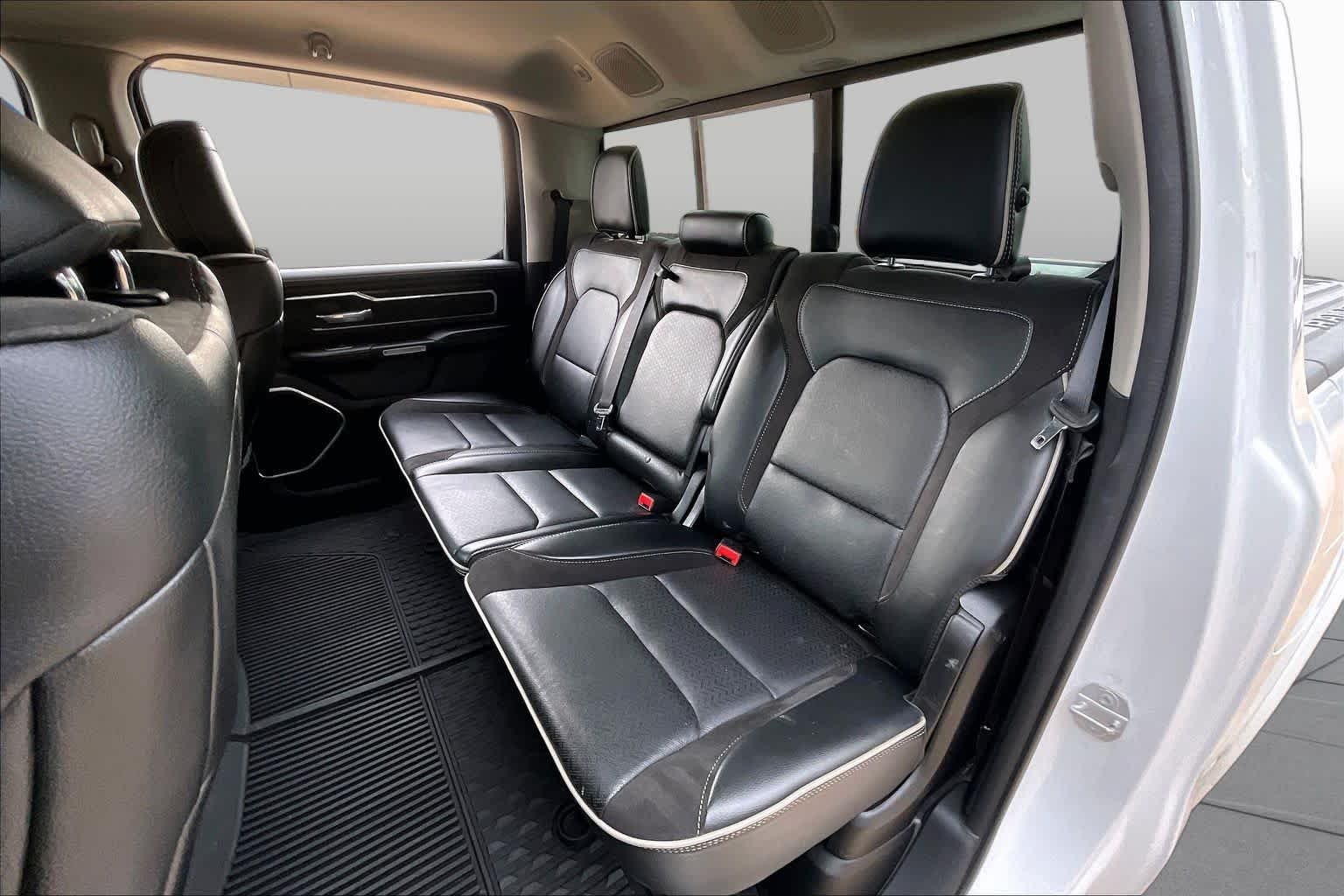 Used 2022 Bright White Clearcoat Ram Laramie image 17