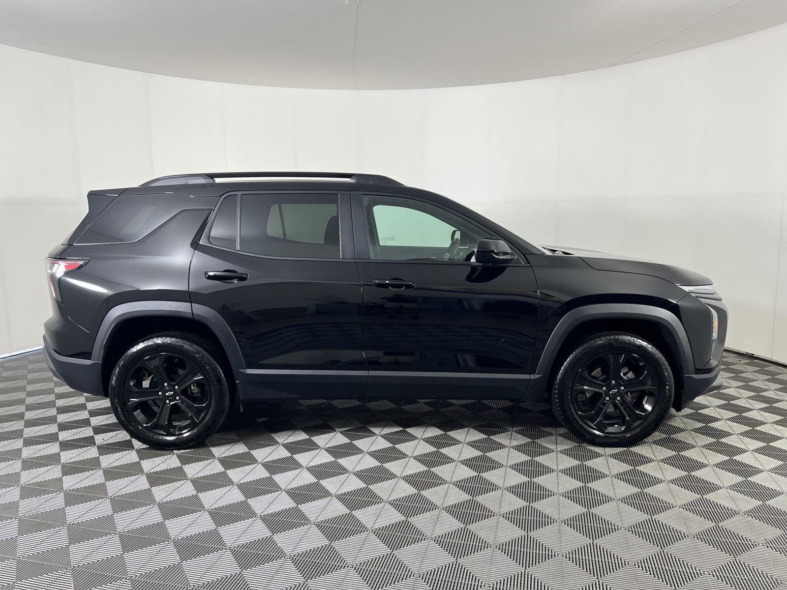 Used 2026 Mosaic Black Metallic Chevrolet AWD LT image 22