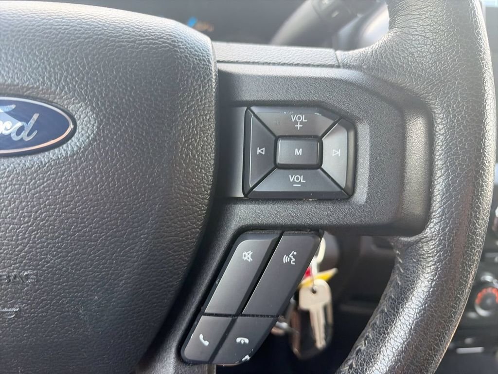 Used 2015 Silver Ford XLT image 24