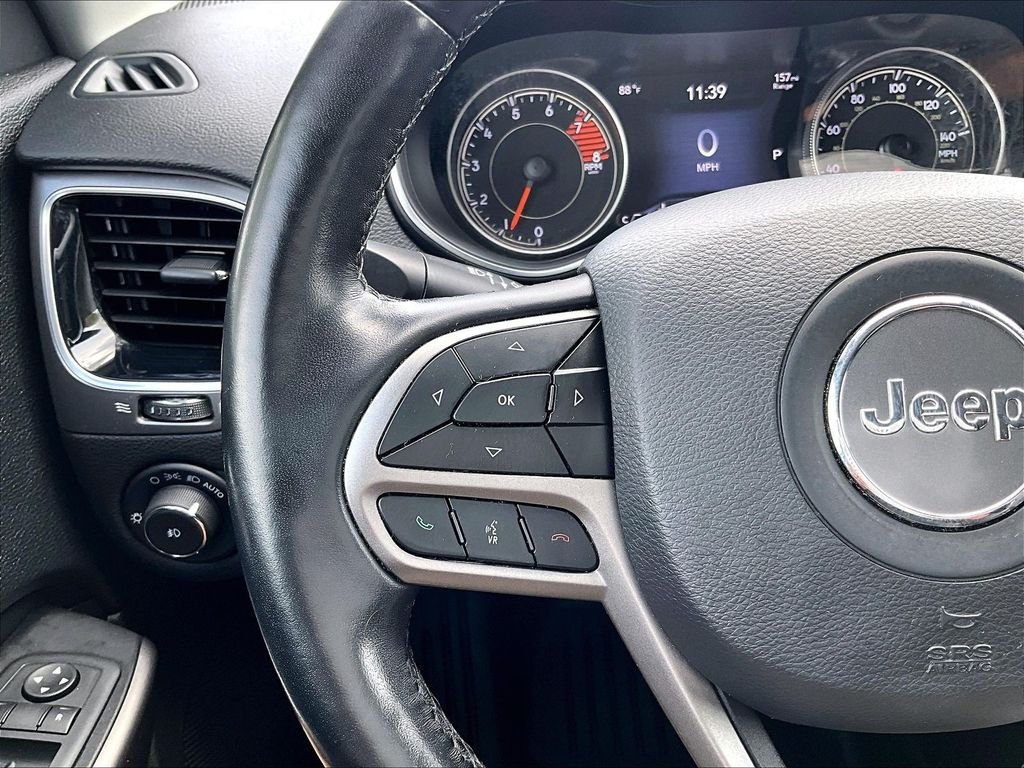 Used 2020 Gray Jeep Limited image 22