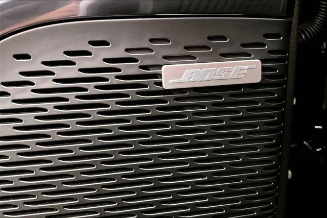 Used 2025 Ebony Twilight Metallic GMC AT4 image 38