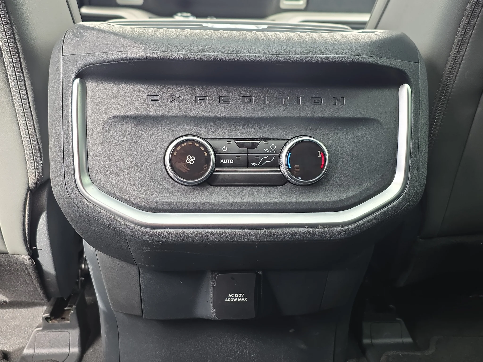 Certified Used 2025 Space Silver Ford Active image 32