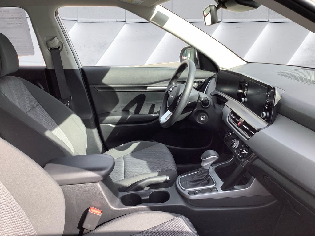 Used 2025 White Kia LX image 13