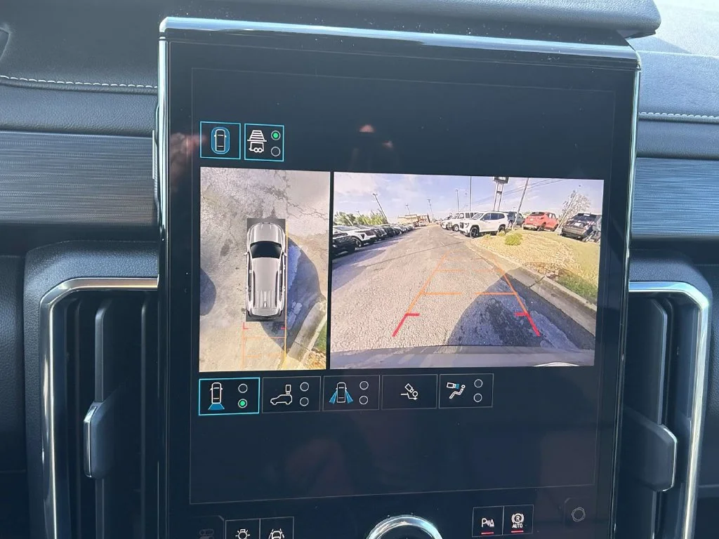 New 2027 Sterling Metallic GMC Elevation image 21