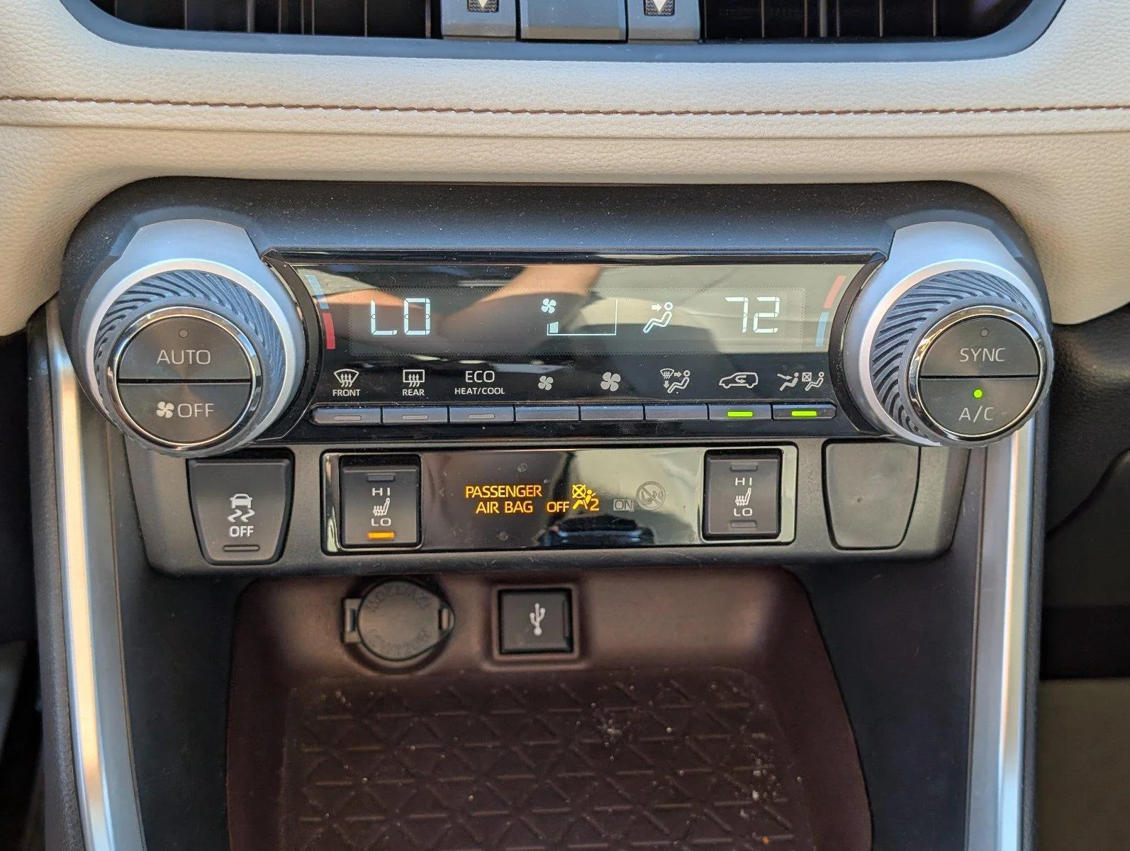 Used 2020 Silver Sky Metallic Toyota Limited image 24