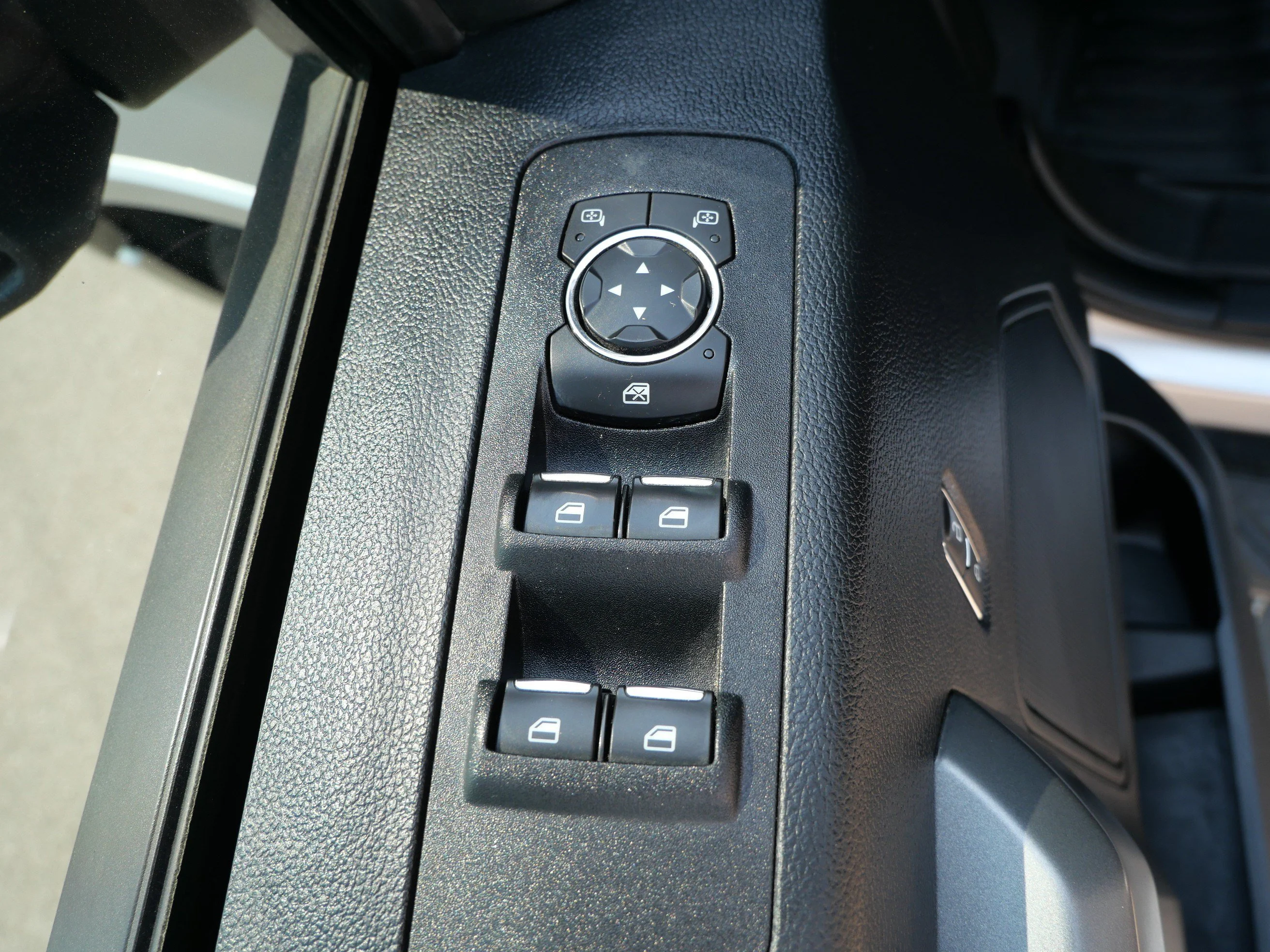 Used 2018 Ingot Silver Metallic Ford XLT image 20