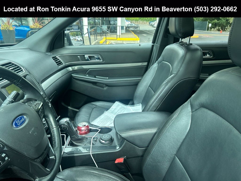 Used 2018 Shadow Black Ford XLT image 8