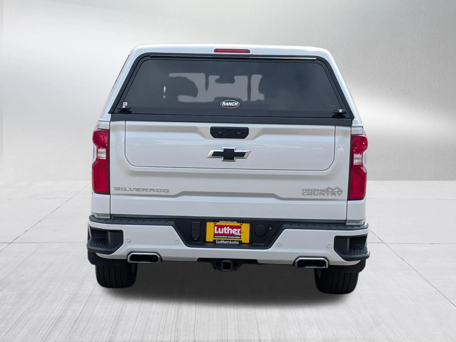 Used 2024 Iridescent Pearl Tricoat Chevrolet High Country image 6