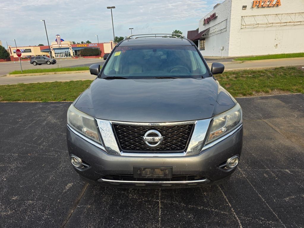 Used 2016 Gun Metallic Nissan Platinum image 1