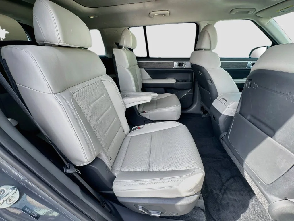 Used 2024 Gray Hyundai Calligraphy image 34