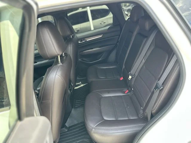 Used 2020 White Mazda Signature image 24